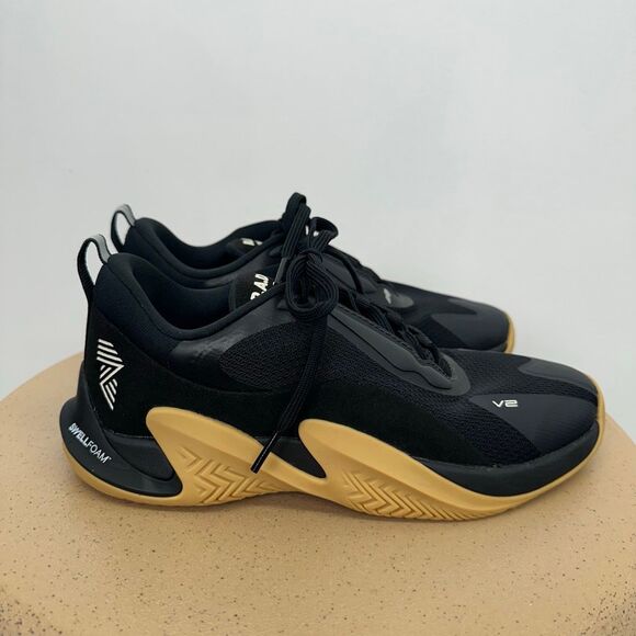 R.A.D One V2 Unisex Black and Gum Performance Gym Training Competition Shoe - Picture 2 of 13